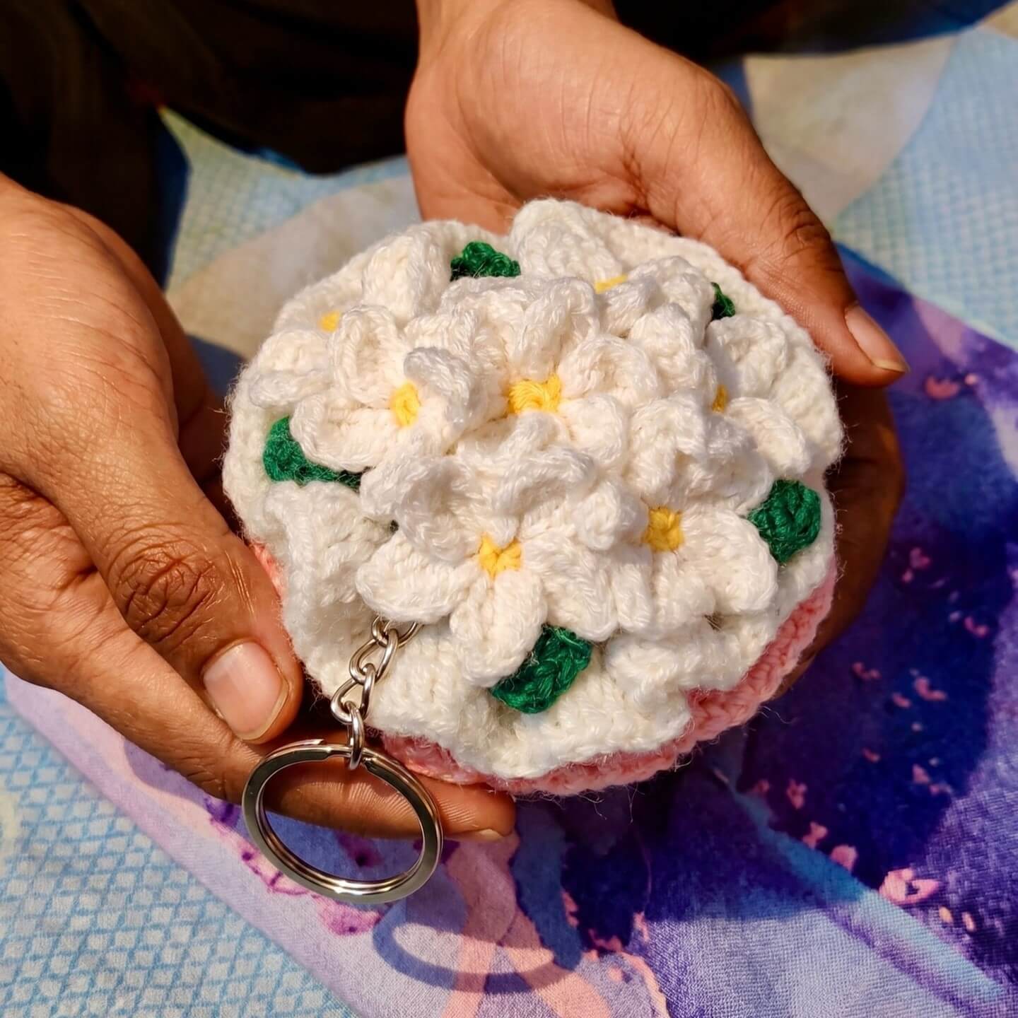 White Flower mini bouquet keychain