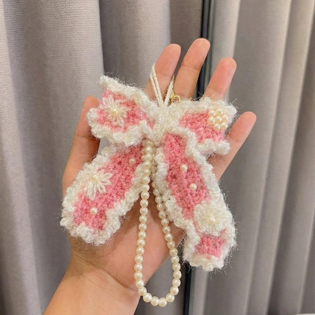 Blush Pearl Bow Charm