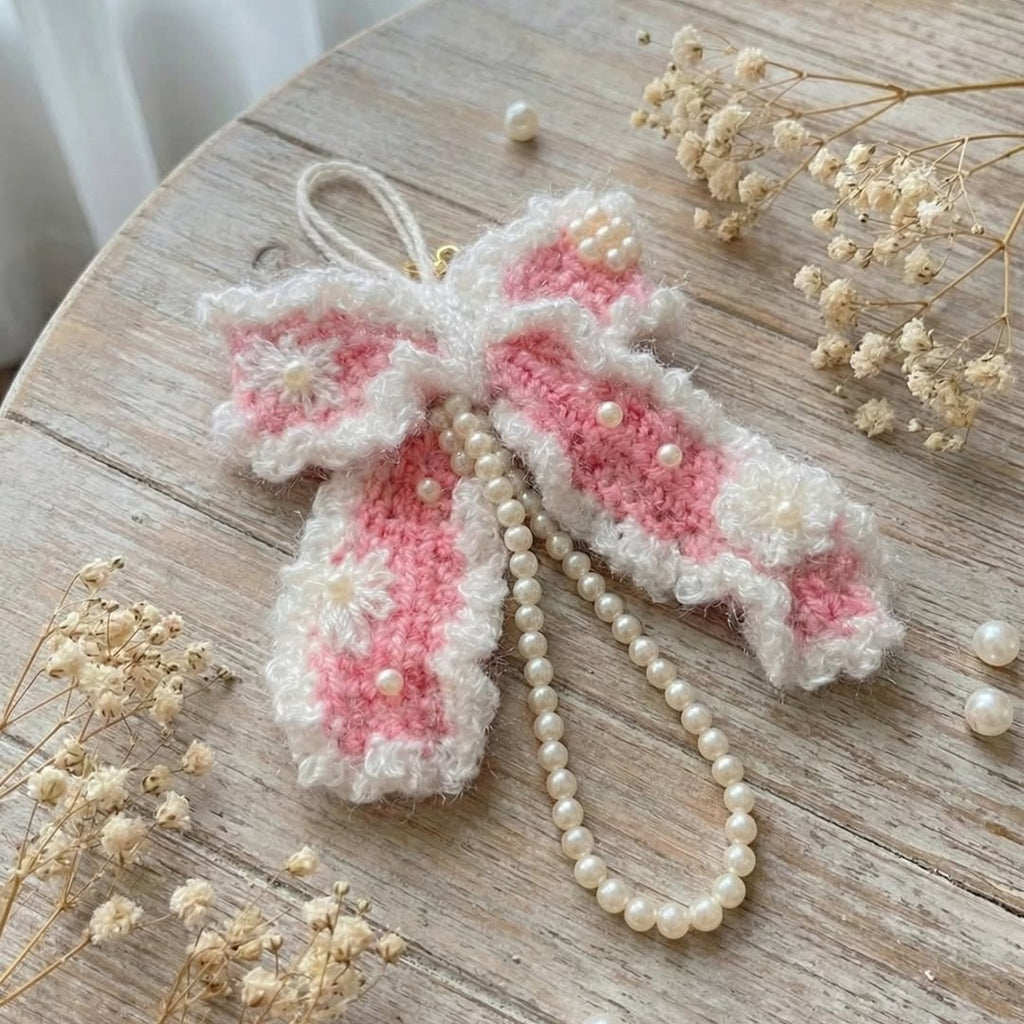 Blush Pearl Bow Charm