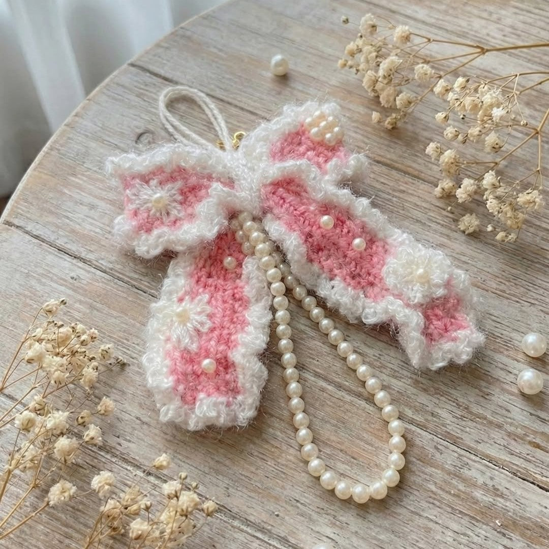 Blush Pearl Bow Charm